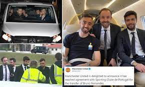 Bruno fernandes house hot photos, images and movie wallpapers download. Bruno Fernandes Lands In Manchester To Complete His Transfer To Man United Daily Mail Online