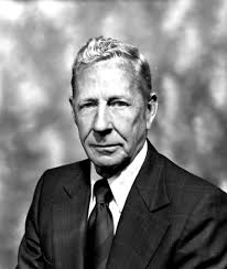 Photograph signed by Werner " Vati " Mölders -- Here you can see a very  rare and never before published before photograph of Werner " Vati "  Mölders autographed by him.