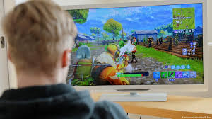 Bugha, who qualified in first place during the first week of solo qualifiers, dominated the lobby from drop to victory royale as he won the first game with nine eliminations and never looked back. Fortnite World Cup 16 Year Old Bugha Wins Top Prize News Dw 28 07 2019