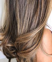 The Twilighting Hair Color Technique Is The Low Maintenance Dye Job You Re Looking For In The New Year Hair Color Techniques Hair Color Options Hair Styles