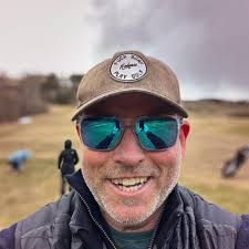 Beach volleyball tournaments with masters divisions