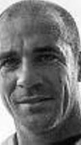 Ejercicios de la mano de Daniel Spatz. Primer Concierto de Primavera para  pacientes celebrado en la Clínica Universidad de Navarra