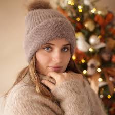 Lucinda Cummings's Instagram, Twitter & Facebook