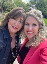 Gabrielle Hundley's Instagram, Twitter & Facebook