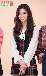 Pin By 1 213 858 7766 On One In A Million Twice Twice Sana Girl Lovely Smile