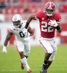 Devonta smith was once again his favorite target, hauling in seven passes for a whopping 171 yards and two. College Football Jones No 1 Bama Roll Past No 22 Auburn Minus Saban