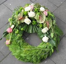Maybe you would like to learn more about one of these? Lily Deluxe Blumen Trauerkranz Flower Wreath Funeral Memorial Flowers Funeral Flowers