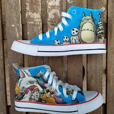 Zapatillas Pintadas A Mano Personalizar Zapatillas Online Para crear zapatillas personalizadas para ti o alguien más, solo necesitarás un paquete de tinte para tela, zapatillas de lona y un poco de. zapatillas pintadas a mano