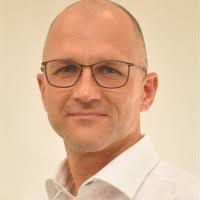 800+ "Fiège" profiles