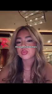 Embreighcourtlyn Hair Tut