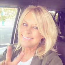 This is an old one, who remembersTony and Jonny(pecie)?