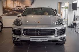 Search 151 porsche cayenne recond cars for sale by dealers and direct owner in malaysia. Porsche Cayenne Facelift Range Officially Launched In Malaysia Video Autobuzz My