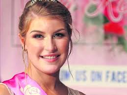 Chloe Melissa McGovern wins Manorhamilton International Wild Rose contest