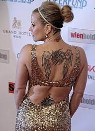 Anastacia started her career as a dancer, and in 1999, was a finalist on the mtv talent contest show the cut, which resulted in her signing with sony music. Anastacia Wikipedia