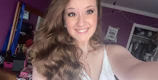 Renae Cole's Instagram, Twitter & Facebook