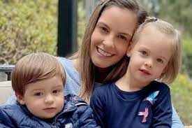 Se metieron con los hijos de Laura Acuña y ahí si no se quedó callada