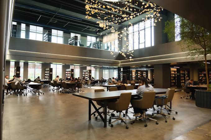 Kampüslerimiz - İstinye Üniversitesi Aday Öğrenci Sayfası