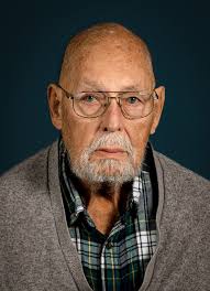 On November 24, 2021, Thomas “Howard” McDonald passed away after a brief  illness at the age of 94. He was always known as Howard to his family and  friends. Although he considered