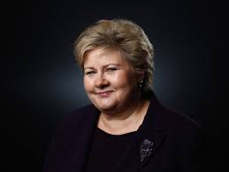 Ombord på eros fekk ho difor høyre mykje om både utfordringar og moglegheiter for industrien framover. Norway Prime Minister Erna Solberg Fined By Police Over Covid 19 Rules Violation Europe Gulf News