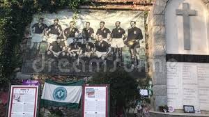 Sauro tomà,giocatore sopravvissuto alla tragedia di superga,parla del grande torino. 12 05 19 Superga Turin Italien Memorial Of Grande Torino Soccer Team Der 1949 Bei Dem Luftunfall In Superga Ums Leben Kam Stock Video Video Von Opfer Speicher 165980507