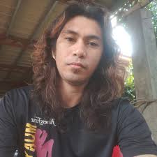 Di ko batid kung kasalanang bigyang kahulugan ang tamis na naranasan. Kaya  ngayon ay nangangapa lang kung may mapapala o hanggang dito na lamang." —  Misteryo by Sarah Geronimo Full MV here: