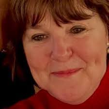 Ashley Gayton's Instagram, Twitter & Facebook