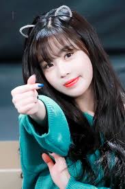 G I Dle Soojin S Pre Debut Photos Shocks Fans As She Proves She S Only Ever Known How To Be Beautiful Soojin Gidle G Kpop Girls Kpop Girl Groups Beautiful