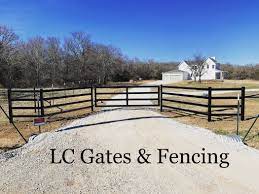 19 beautiful trellis fence and screen ideas to turn your yard into a private escape. Four Rail Entrance Gate Farm Gate Entrance Farm Entrance Farm Gate