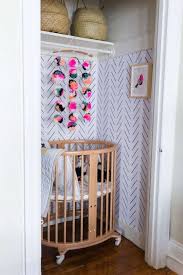 Including nursery decor, nursery ideas, nursery organization, nursery ideas boy, nursery ideas girl, neutral nursery, baby nursery, woodland nursery, nursery themes, small nurseries and. Small Space Nursery Designs Tiny Nursery Ideas Apartment Therapy Bellybrief