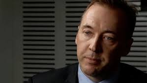 Comm Bank boss admits it was wrong to keep customers in the dark