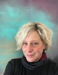 Terri Wolfe's Instagram, Twitter & Facebook