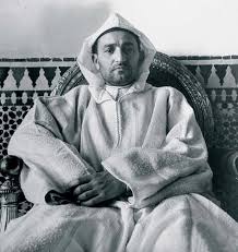S M Le Roi Mohammed V En 1943 A Fes Morocco History African Royalty