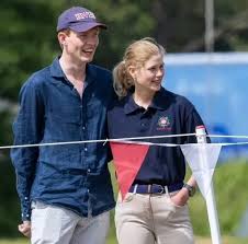 Lady Louise reunites with university friend Felix and mum Duchess Sophie at Sandringham trials | Today News