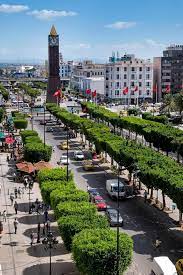 قال المتحدث باسم الدفاع المدني، معز تريعة، في مقابلة مع قناة تلفزيونية حكومية تونسية، إن قطارين اصطدما وجها لوجه . ØªÙˆÙ†Ø³ Ø§Ù„Ø¹Ø§ØµÙ…Ø© Tunis La Capitale Startseite Facebook