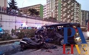 Lista di un progetto wikimedia. Incidente Viale Regione Siciliana Morta Anche L Altra Ragazza
