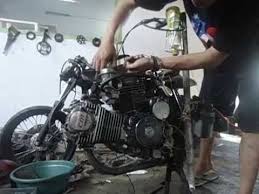 Temukan ribuan iklan motor kawasaki terbaru di olx pusat bursa motor di indonesia. Custom Indonesia Honda Cb 100 Cc Up 400 Cc V Engine Youtube