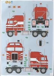 The kenworth k100 is a casting by matchbox that debuted for the 2010 super convoy series. Kenworth Aerodyne Revell Nr 07671 Modellversium Kit Ecke