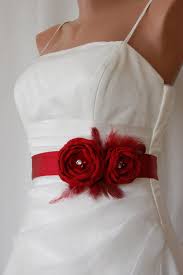 Cute Flower Belt If You Wanted To Do White Dresses With Colorful Accents Could Probably B Wedding Dresses With Flowers Wedding Dress Belt Flower Wedding Sash