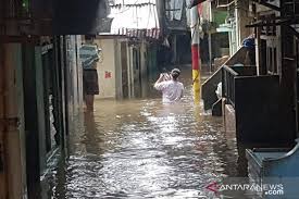 Jika anda rumah anda kebanjiran, anda perlu waspada karena akan adanya perubahan suasana hati anda. Banjir Rendam Rumah Penduduk Di Jakarta Timur Antara News