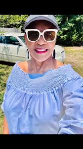 Help me to celebrate my great grandson's birthday today. Dallas is a  sweetheart and he is growing up really fast. I don't own rights to the  music.❤️🎁🎈🎉🎊🎂🤗❤️