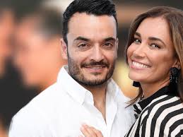 Zustimmen & weiterlesen um diese story zu erzählen, hat unsere redaktion ein video ausgewählt, das an dieser. Giovanni Zarrella Langes Haar Doch Ehefrau Jana Ina Scheint Nicht Uberzeugt Zu Sein Bunte De