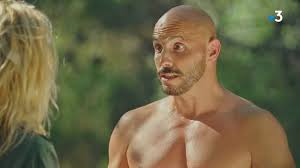 Plus belle la vie (2004)