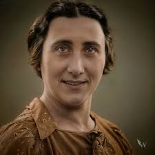 Anne With Margot July 1934: EXCLUSIVE A full-length portrait of Anne Frank  (1929