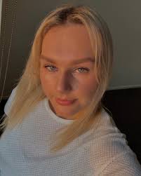 Amy Veenstra (@veenstraamy) • Instagram photos and videos