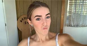 Ella (@ellaupton_) • Instagram photos and videos