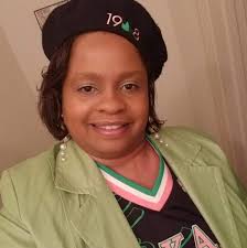 Lillian Bland's Instagram, Twitter & Facebook