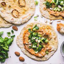 Pane Focaccia Al Rosmarino Con Hummus Muhammara Piatto Principale Coop Ch
