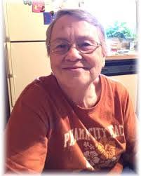 Janis Davis's Instagram, Twitter & Facebook