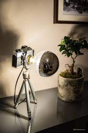 lamp made of old analog slr camera selfmade upcycling camera geekstuff photography studio creative lamp lamp camera lamp lamp light