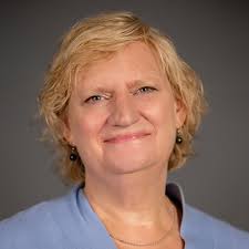 Karen Kloster's Instagram, Twitter & Facebook